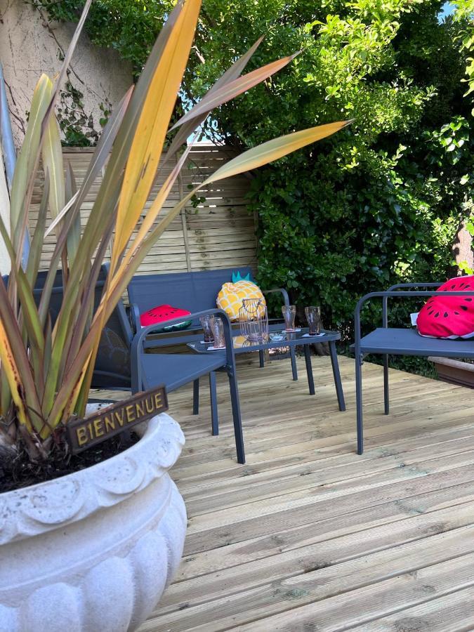 Charmante Maison Climatisee Avec Piscine Au Calme A 卡尔卡松 外观 照片