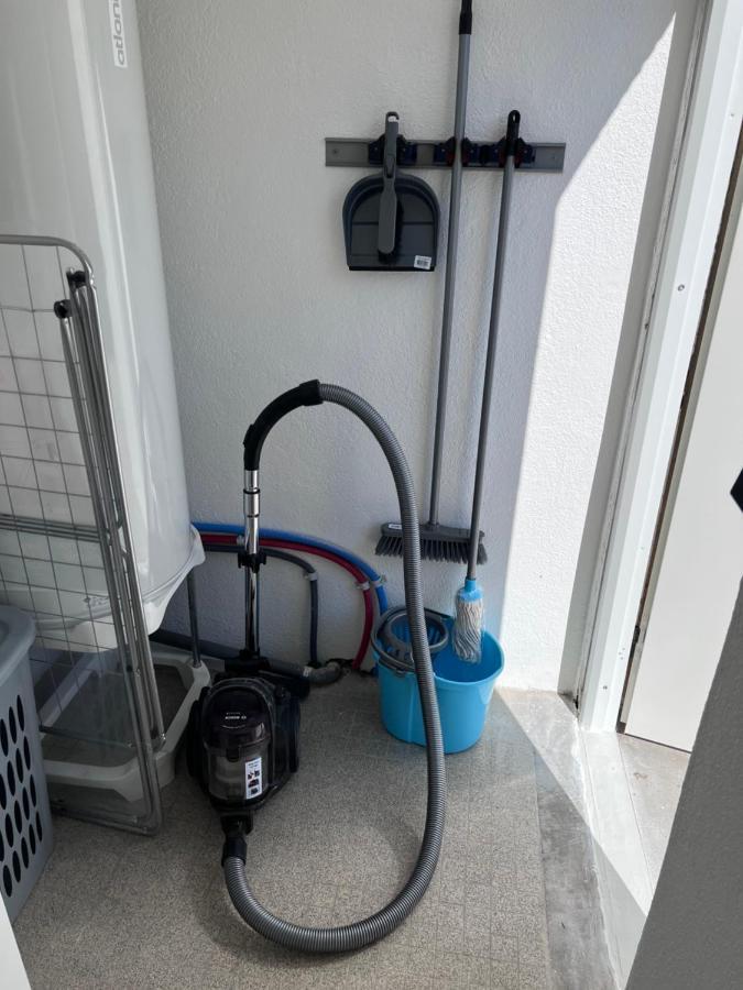 Charmante Maison Climatisee Avec Piscine Au Calme A 卡尔卡松 外观 照片